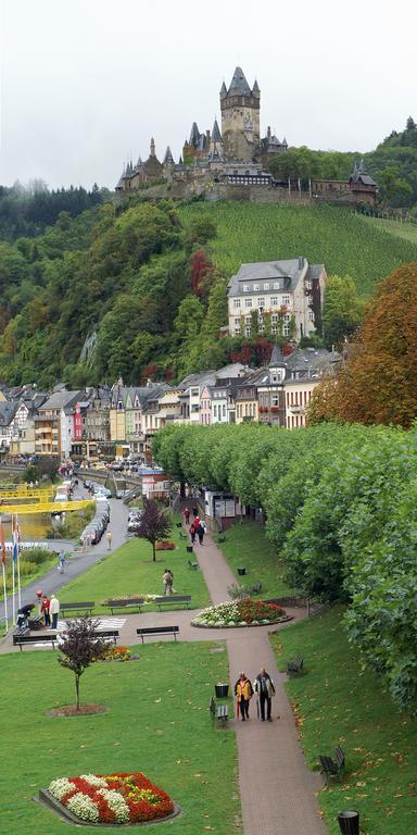 Moselland Hotel Im Enderttal Zum Onkel Willi Cochem Esterno foto